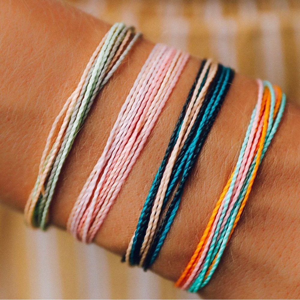 NEW UNISEX Pura Vida Original Bracelet in color DARK SEAS. ❤️
